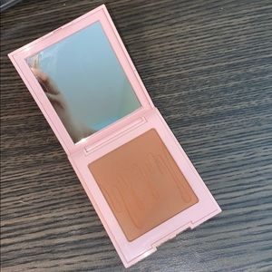 Kylie Cosmetics Bronzer Shade Tawny Mami LIKE NEW